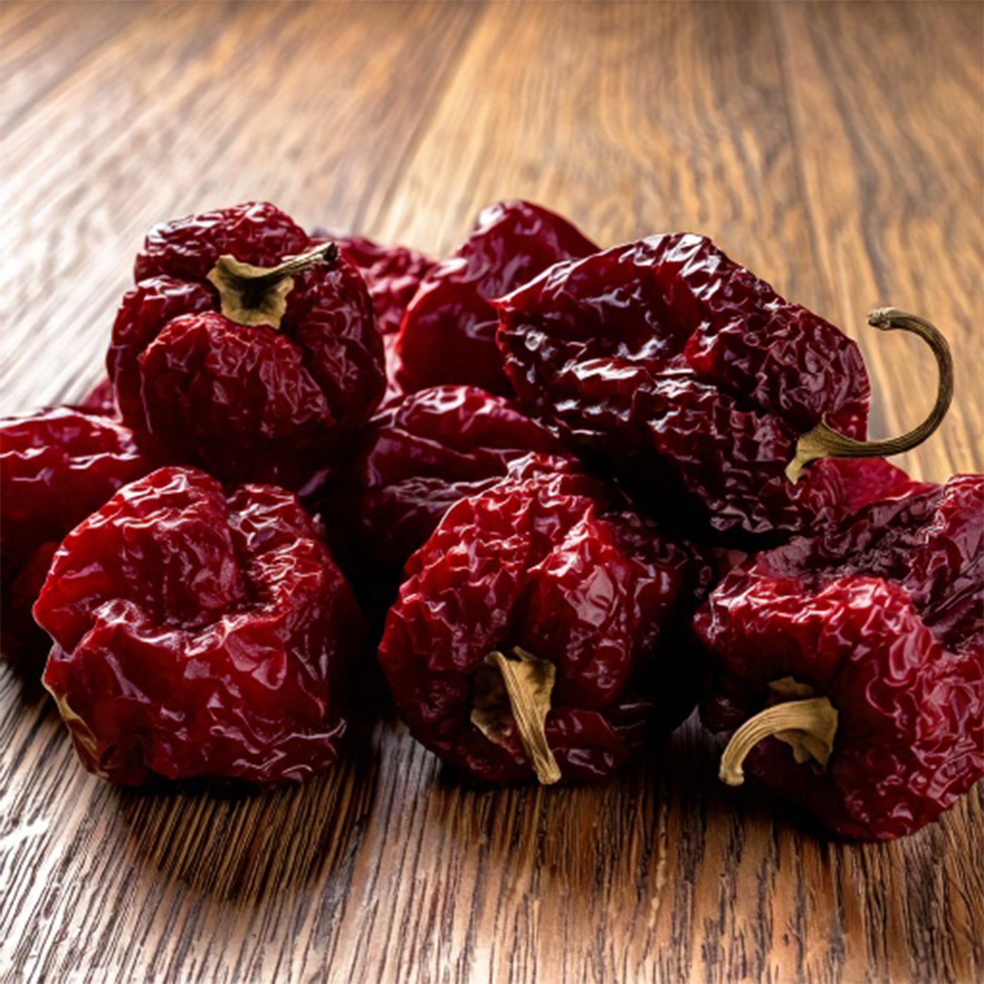 der chili rote handschuh Carolina Reaper Chili Schoten